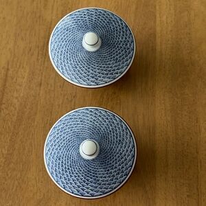 JAPANESE CHAWANMUSHI TEA  BOWLS WITH LIDS. WAVE PATTERN. SEIGAIHA